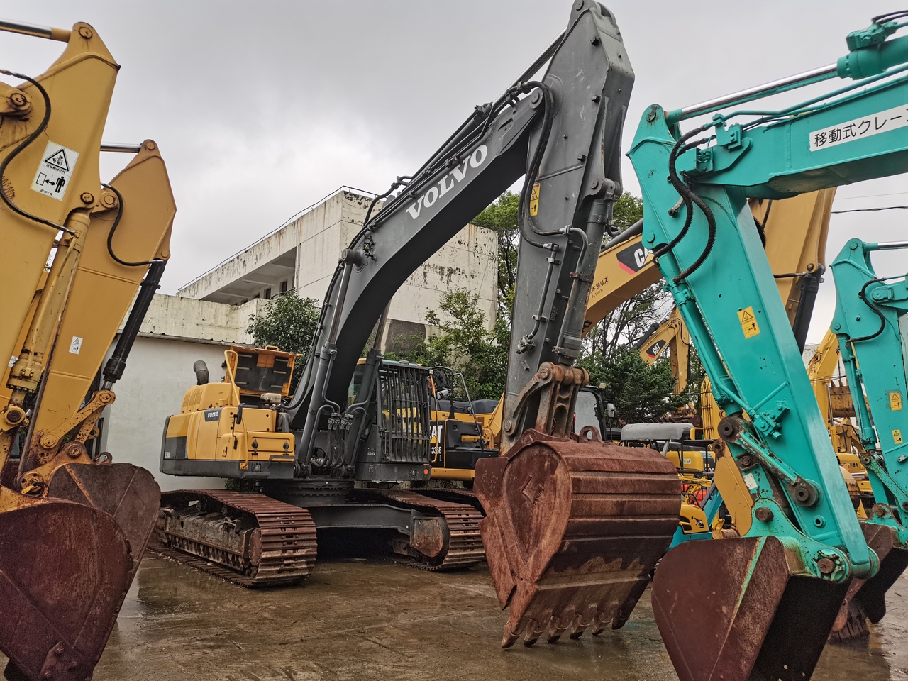 VOLVO EC380DL - 크롤러 굴삭기 : 사진 2 VOLVO EC380DL - 크롤러 굴삭기 : 사진 2