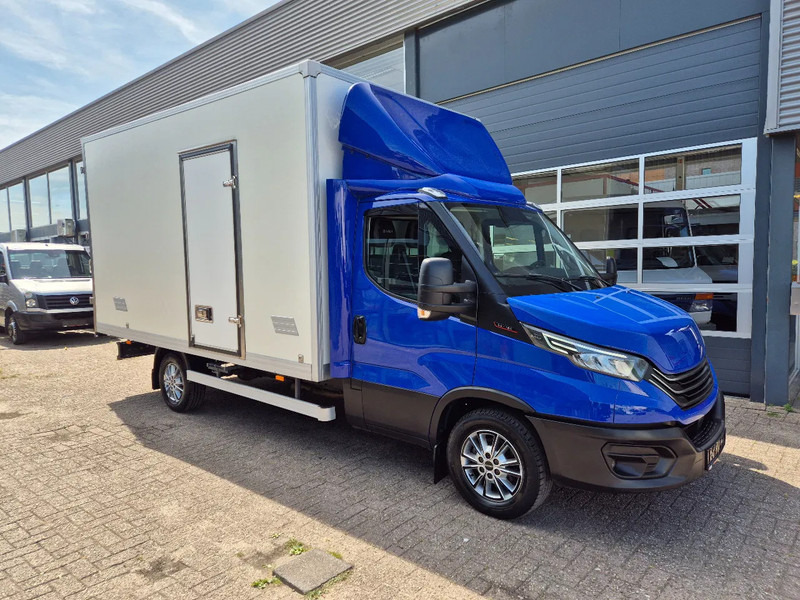 Iveco Daily 35S18 3.0D Koffer/ Xenon/ Airco - 박스 밴 : 사진 1 Iveco Daily 35S18 3.0D Koffer/ Xenon/ Airco - 박스 밴 : 사진 1