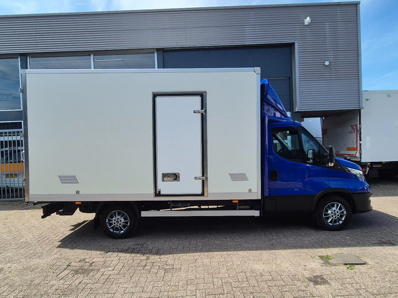 Iveco Daily 35S18 3.0D Koffer/ Xenon/ Airco - 박스 밴 : 사진 2 Iveco Daily 35S18 3.0D Koffer/ Xenon/ Airco - 박스 밴 : 사진 2