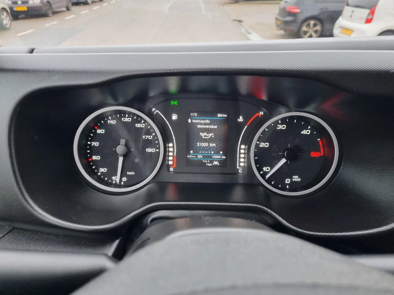 패널 밴 Iveco Daily 40C18 3.0 D L4H2 Maxi GVW 3500 KG Euro 6D : 사진 9