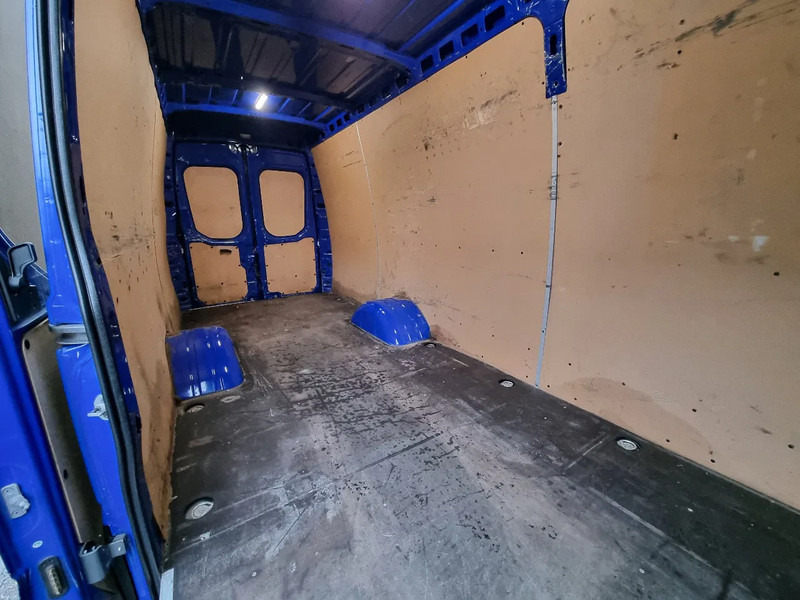 패널 밴 Iveco Daily 40C18 3.0 D L4H2 Maxi GVW 3500 KG Euro 6D : 사진 19