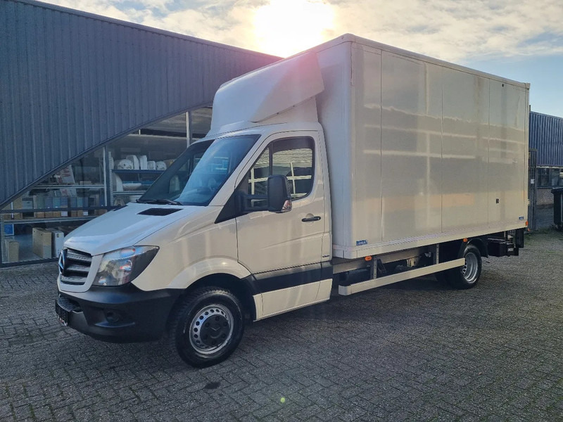 Mercedes-Benz Sprinter 513 CDI Koffer 21kub 130 pk Euro 5B GVW 5000 KG - 박스 밴 : 사진 4 Mercedes-Benz Sprinter 513 CDI Koffer 21kub 130 pk Euro 5B GVW 5000 KG - 박스 밴 : 사진 4