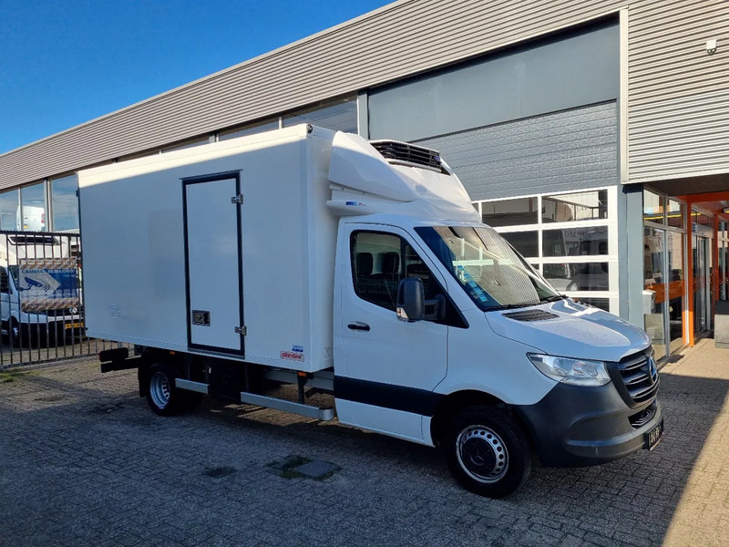 Mercedes-Benz Sprinter 516 CDI Kuhlkoffer/ Carrier/ 8 PALLETS/ EURO 6D - 냉동 밴 : 사진 1 Mercedes-Benz Sprinter 516 CDI Kuhlkoffer/ Carrier/ 8 PALLETS/ EURO 6D - 냉동 밴 : 사진 1
