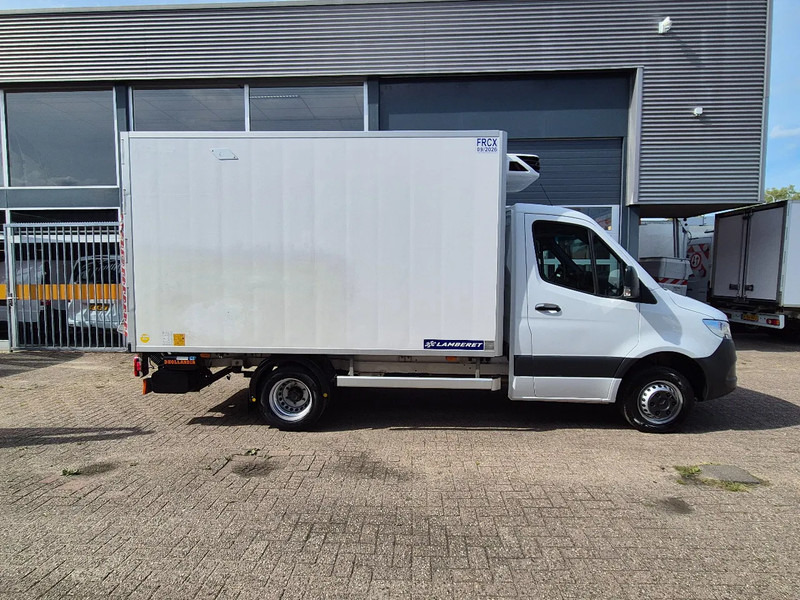 Mercedes-Benz Sprinter 516 CDI/ Kuhlkoffer/ Carrier Xarios 300/ -20/ +20/ Standby 230V - 냉동 밴 : 사진 2 Mercedes-Benz Sprinter 516 CDI/ Kuhlkoffer/ Carrier Xarios 300/ -20/ +20/ Standby 230V - 냉동 밴 : 사진 2