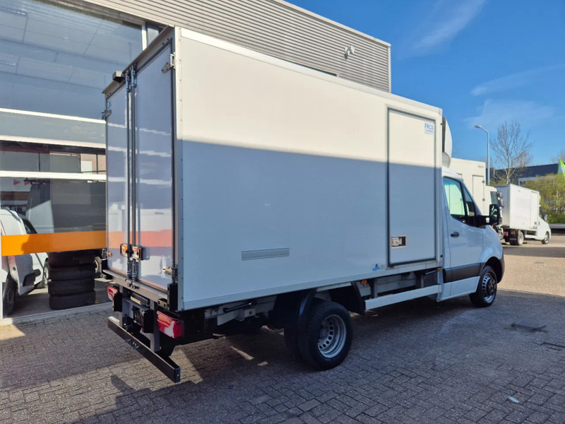 Mercedes-Benz Sprinter 519 CDI Kuhlkoffer -20+20/ Carrier Xarios 350/ Standby 230V - 냉동 밴 : 사진 3 Mercedes-Benz Sprinter 519 CDI Kuhlkoffer -20+20/ Carrier Xarios 350/ Standby 230V - 냉동 밴 : 사진 3