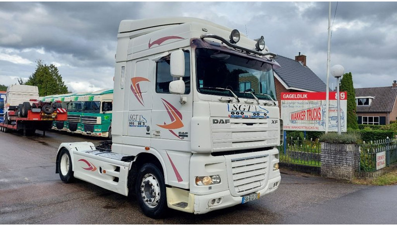 DAF XF 105.410 Retarder - 트랙터 유닛 : 사진 2 DAF XF 105.410 Retarder - 트랙터 유닛 : 사진 2