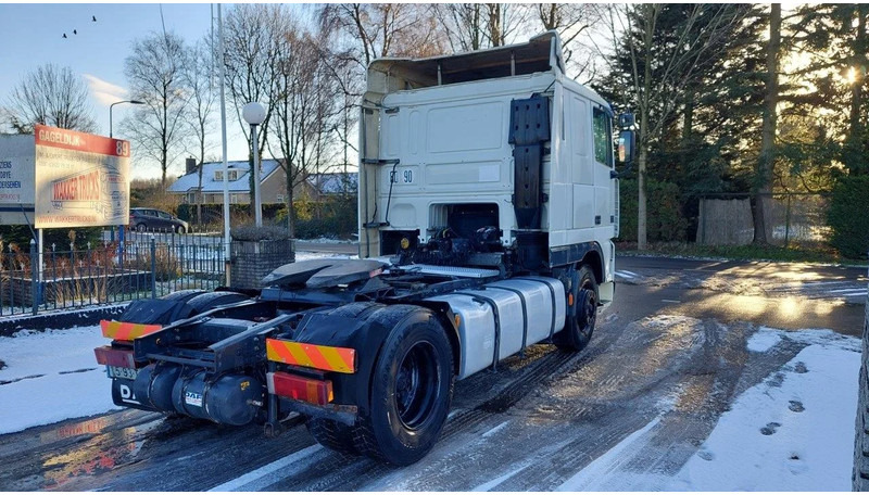 DAF XF 95.430 EURO 2 MANUAL GEARBOX - 트랙터 유닛 : 사진 3 DAF XF 95.430 EURO 2 MANUAL GEARBOX - 트랙터 유닛 : 사진 3
