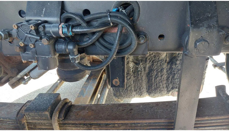 MAN 26.372 MANUAL ZF GEARBOX STEEL SUSPENSION 6X4 - 캡 새시 트럭 : 사진 4 MAN 26.372 MANUAL ZF GEARBOX STEEL SUSPENSION 6X4 - 캡 새시 트럭 : 사진 4