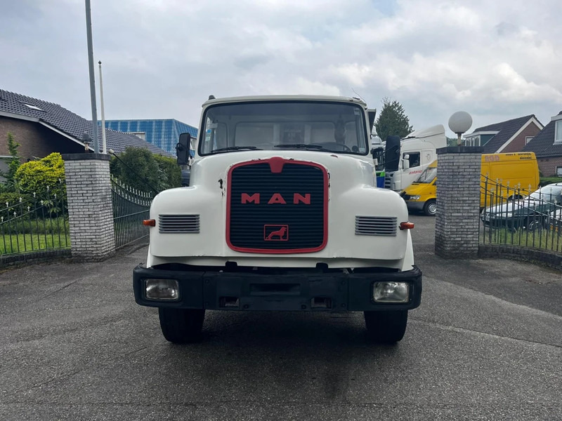 MAN 32.240 6x4 FULL STEEL SPRING KIPPER MANUAL GEARBOX - 덤프트럭 : 사진 5 MAN 32.240 6x4 FULL STEEL SPRING KIPPER MANUAL GEARBOX - 덤프트럭 : 사진 5
