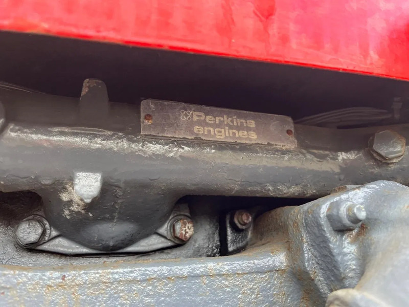 Massey Ferguson 265 MF 265 4x2 tractor - 장궤형 트랙터 : 사진 4 Massey Ferguson 265 MF 265 4x2 tractor - 장궤형 트랙터 : 사진 4