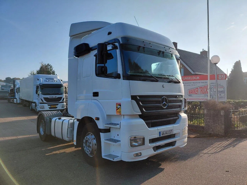 Mercedes-Benz Axor 1843 4x2 Retarder - 트랙터 유닛 : 사진 2 Mercedes-Benz Axor 1843 4x2 Retarder - 트랙터 유닛 : 사진 2