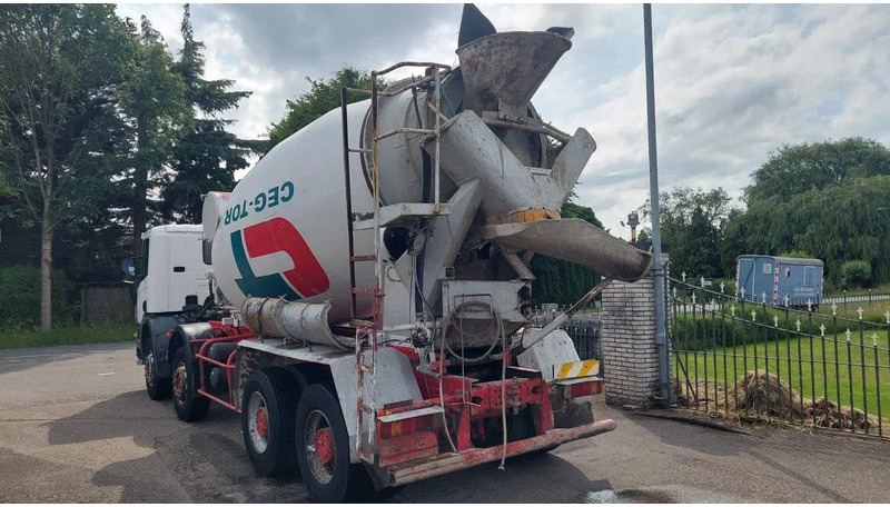 Scania P114-340 8x4 Mixer Full Steel Spring - 콘크리트 믹서 트럭 : 사진 4 Scania P114-340 8x4 Mixer Full Steel Spring - 콘크리트 믹서 트럭 : 사진 4
