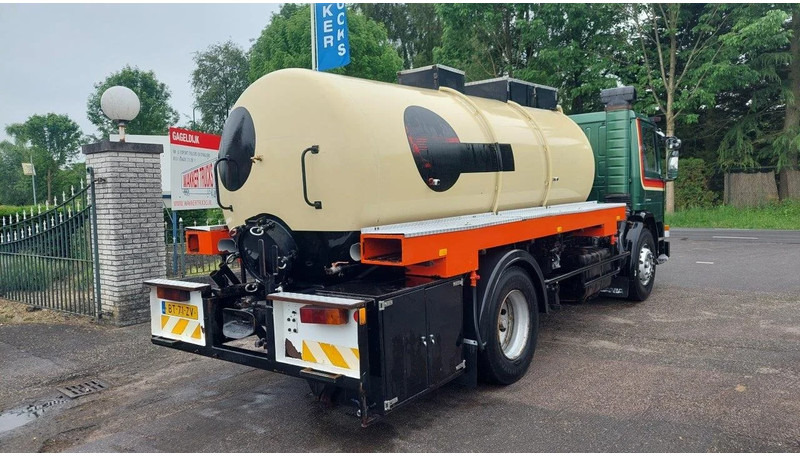 Scania P82 4x2 Tank - 유조트럭 : 사진 3 Scania P82 4x2 Tank - 유조트럭 : 사진 3