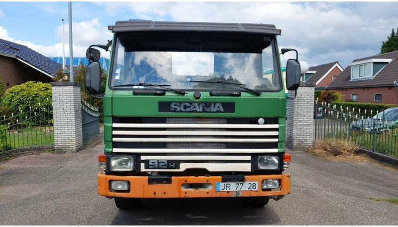 Scania P92 6x2 FULL STEEL MANUAL GEARBOX - 캡 새시 트럭 : 사진 5 Scania P92 6x2 FULL STEEL MANUAL GEARBOX - 캡 새시 트럭 : 사진 5