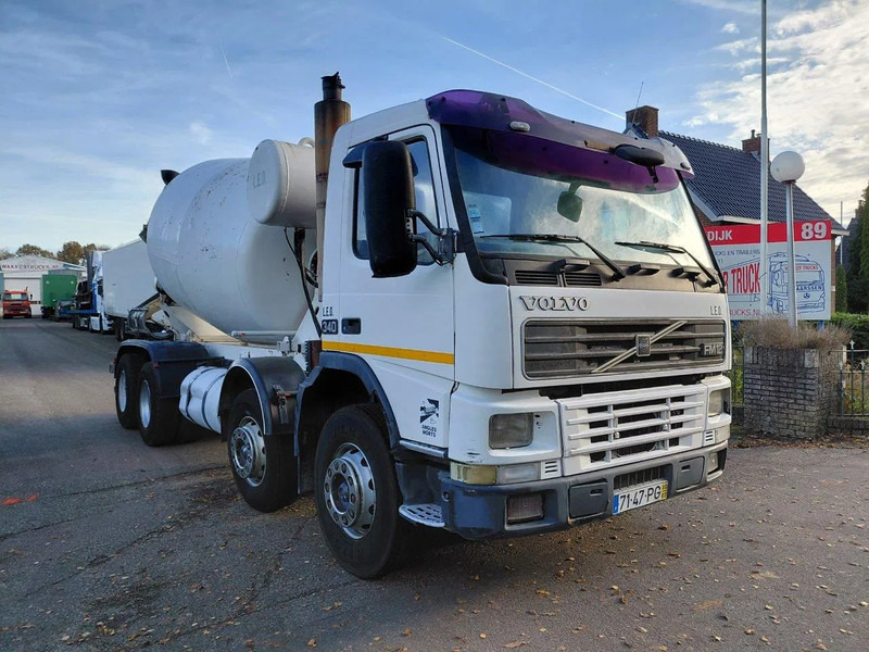 Volvo FM 12.340 8x4 Mixer Steel Suspension - 콘크리트 믹서 트럭 : 사진 2 Volvo FM 12.340 8x4 Mixer Steel Suspension - 콘크리트 믹서 트럭 : 사진 2