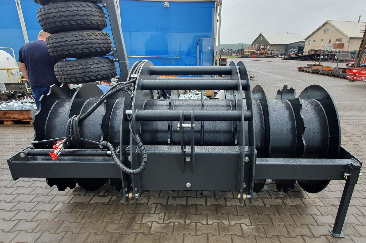 METAL-TECHNIK Wał Pryzmowy MT2 z dociskiem - 농장 롤러 : 사진 3 METAL-TECHNIK Wał Pryzmowy MT2 z dociskiem - 농장 롤러 : 사진 3