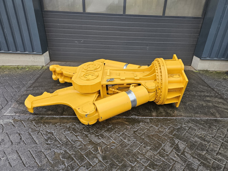 Epiroc atlas copco kruppcc3000 crusher atlas copco cc epiroc - 철거용 가위 : 사진 1 Epiroc atlas copco kruppcc3000 crusher atlas copco cc epiroc - 철거용 가위 : 사진 1