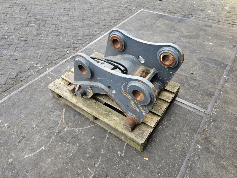 Hydraulische snelwissel cw45s cw45s coupler verachtert eurosteel - 퀵 커플러 건설기계 용 : 사진 4 Hydraulische snelwissel cw45s cw45s coupler verachtert eurosteel - 퀵 커플러 건설기계 용 : 사진 4