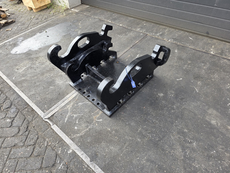 Kopplaat cw40 cw 45 adaptor plate cw45 cw 40 cw30 verachtert - 퀵 커플러 건설기계 용 : 사진 1 Kopplaat cw40 cw 45 adaptor plate cw45 cw 40 cw30 verachtert - 퀵 커플러 건설기계 용 : 사진 1