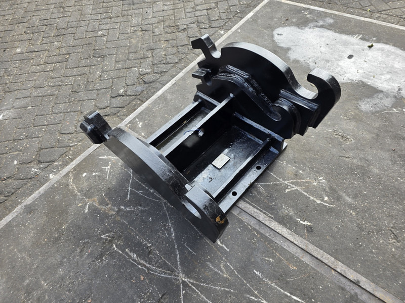 Kopplaat cw40 cw 45 adaptor plate cw45 cw 40 verachtert - 퀵 커플러 건설기계 용 : 사진 4 Kopplaat cw40 cw 45 adaptor plate cw45 cw 40 verachtert - 퀵 커플러 건설기계 용 : 사진 4
