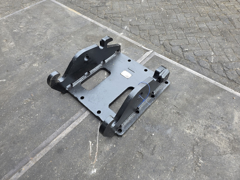 Kopplaat npk cw40 cw30 adapter plate verachtert cw40 - 퀵 커플러 건설기계 용 : 사진 3 Kopplaat npk cw40 cw30 adapter plate verachtert cw40 - 퀵 커플러 건설기계 용 : 사진 3