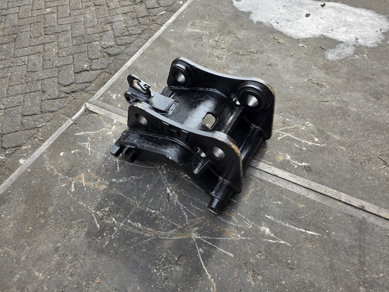 Snelwissel cw30 cw 40 verachtert coupler verachtert cw30 cw 40 - 퀵 커플러 건설기계 용 : 사진 4 Snelwissel cw30 cw 40 verachtert coupler verachtert cw30 cw 40 - 퀵 커플러 건설기계 용 : 사진 4