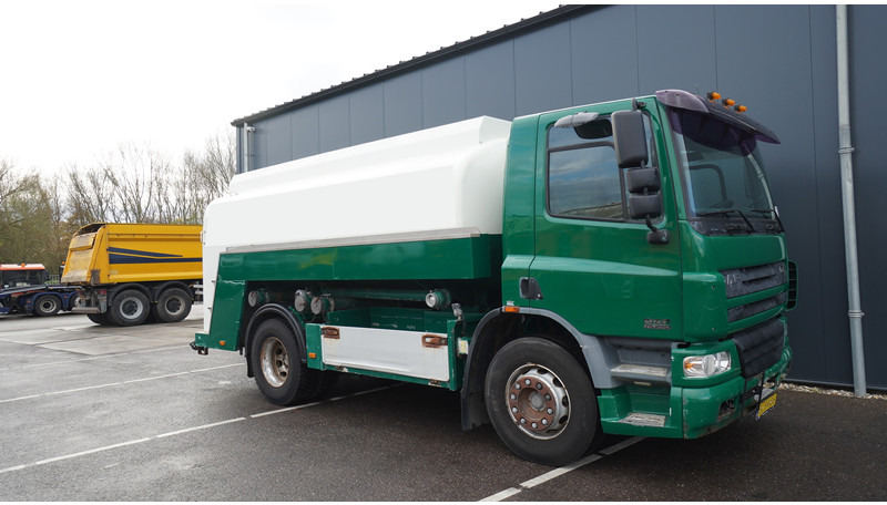 DAF 75.250 FUEL TANK TRUCK 11.300LTR 783.400KM - 유조트럭 : 사진 4 DAF 75.250 FUEL TANK TRUCK 11.300LTR 783.400KM - 유조트럭 : 사진 4
