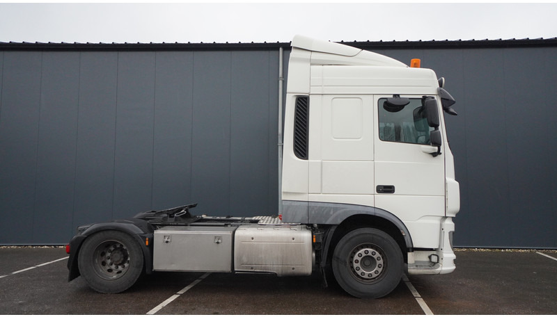 DAF XF 440 SPACECAB EURO 6 872.000KM - 트랙터 유닛 : 사진 2 DAF XF 440 SPACECAB EURO 6 872.000KM - 트랙터 유닛 : 사진 2