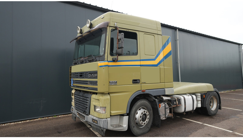 DAF XF 95.430 EURO 3 MANUAL GEARBOX - 트랙터 유닛 : 사진 3 DAF XF 95.430 EURO 3 MANUAL GEARBOX - 트랙터 유닛 : 사진 3
