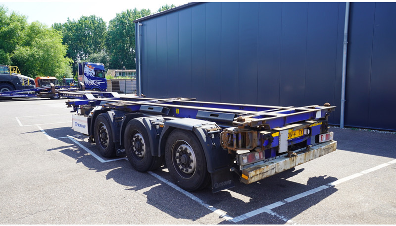 Krone 3 AXLE CONTAINER TRANSPORT TRAILER - 컨테이너 운반 장치/ 스와프 보디 세미 트레일러 : 사진 4 Krone 3 AXLE CONTAINER TRANSPORT TRAILER - 컨테이너 운반 장치/ 스와프 보디 세미 트레일러 : 사진 4