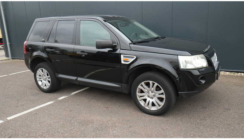 Land Rover Freelander 2.2 TD4 E 4X4 - 소형 버스, 승합차 : 사진 4 Land Rover Freelander 2.2 TD4 E 4X4 - 소형 버스, 승합차 : 사진 4