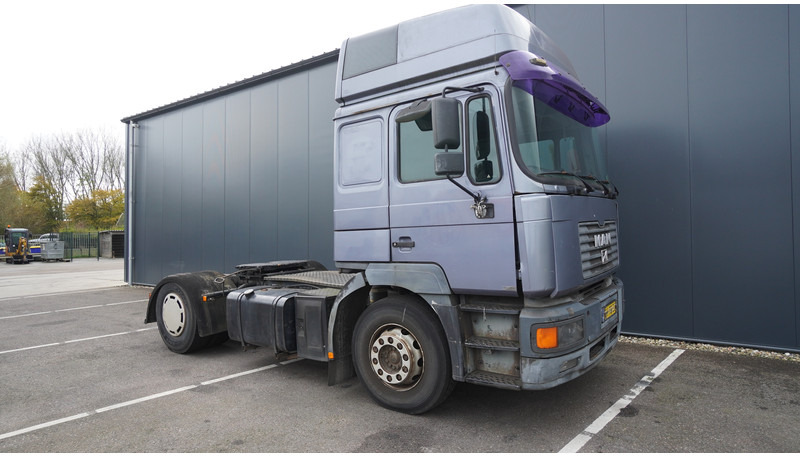 MAN F2000 EURO 2 MANUAL GEARBOX 6 CYLINDER - 트랙터 유닛 : 사진 4 MAN F2000 EURO 2 MANUAL GEARBOX 6 CYLINDER - 트랙터 유닛 : 사진 4