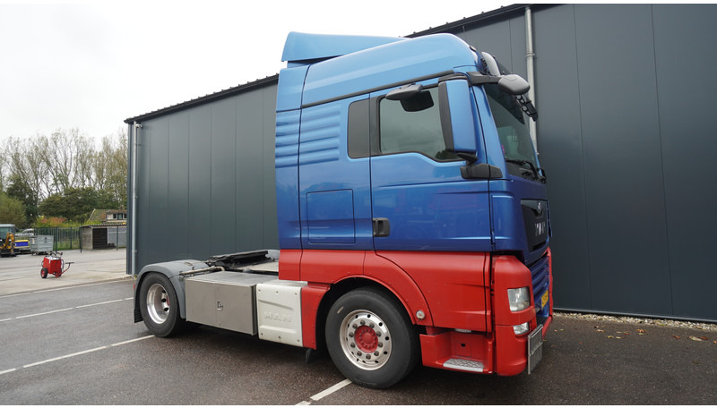 MAN TGX 18.420 ADR 664.400KM - 트랙터 유닛 : 사진 4 MAN TGX 18.420 ADR 664.400KM - 트랙터 유닛 : 사진 4