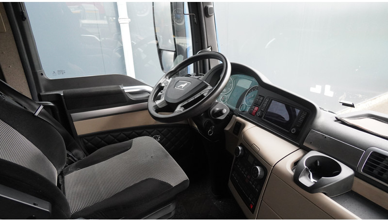MAN TGX 18.420 ADR 664.400KM - 트랙터 유닛 : 사진 5 MAN TGX 18.420 ADR 664.400KM - 트랙터 유닛 : 사진 5
