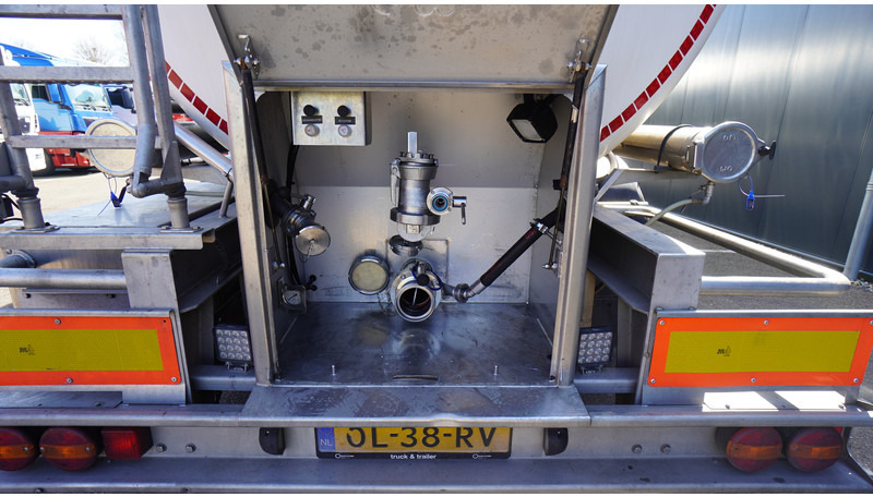 Magyar 3 AXLE FOOD TANK TRAILER 41.410LTR - 유조 세미 트레일러 : 사진 4 Magyar 3 AXLE FOOD TANK TRAILER 41.410LTR - 유조 세미 트레일러 : 사진 4