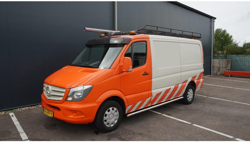 Mercedes-Benz 309 SPRINTER CLOSED BOX - 박스 밴 : 사진 3 Mercedes-Benz 309 SPRINTER CLOSED BOX - 박스 밴 : 사진 3