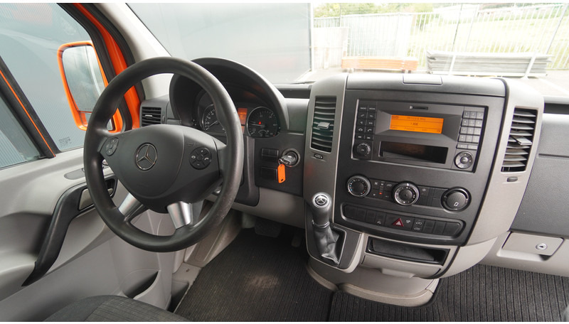 Mercedes-Benz 309 SPRINTER CLOSED BOX - 박스 밴 : 사진 5 Mercedes-Benz 309 SPRINTER CLOSED BOX - 박스 밴 : 사진 5