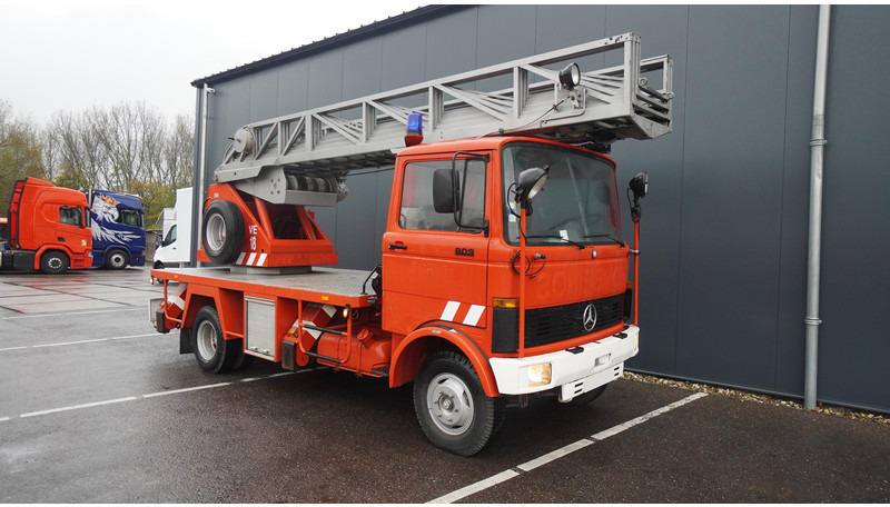 리스 Mercedes-Benz 809 FIRE LADDER TRUCK 13.100KM MANUAL GEARBOX Mercedes-Benz 809 FIRE LADDER TRUCK 13.100KM MANUAL GEARBOX : 사진 7