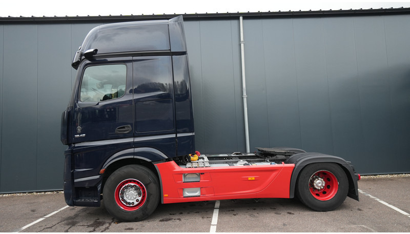 Mercedes-Benz ACTROS 1945 GIGASPACE 713.000KM - 트랙터 유닛 : 사진 1 Mercedes-Benz ACTROS 1945 GIGASPACE 713.000KM - 트랙터 유닛 : 사진 1