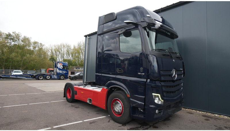 Mercedes-Benz ACTROS 1945 GIGASPACE 727.600KM - 트랙터 유닛 : 사진 4 Mercedes-Benz ACTROS 1945 GIGASPACE 727.600KM - 트랙터 유닛 : 사진 4