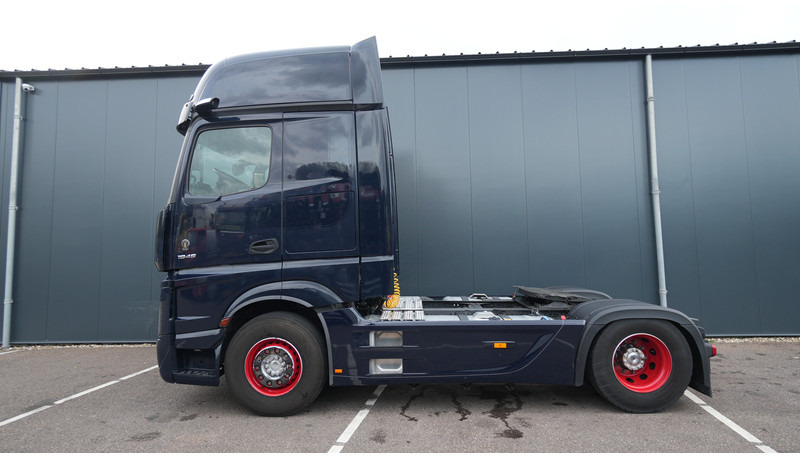 Mercedes-Benz ACTROS 1945 GIGASPACE 728.200KM - 트랙터 유닛 : 사진 1 Mercedes-Benz ACTROS 1945 GIGASPACE 728.200KM - 트랙터 유닛 : 사진 1