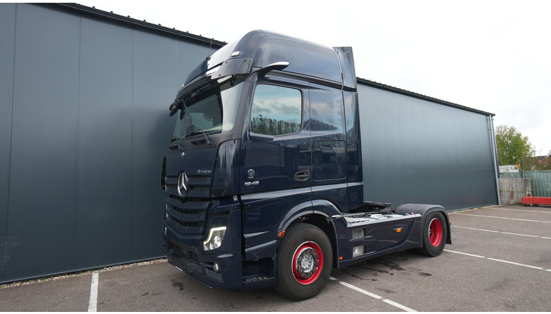 Mercedes-Benz ACTROS 1945 GIGASPACE 728.200KM - 트랙터 유닛 : 사진 3 Mercedes-Benz ACTROS 1945 GIGASPACE 728.200KM - 트랙터 유닛 : 사진 3