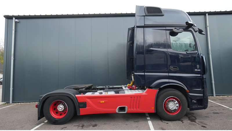 Mercedes-Benz ACTROS 1945 GIGASPACE 747.600KM - 트랙터 유닛 : 사진 2 Mercedes-Benz ACTROS 1945 GIGASPACE 747.600KM - 트랙터 유닛 : 사진 2