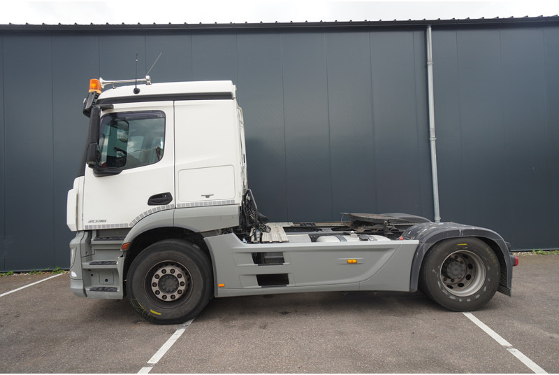 Mercedes-Benz ACTROS 2036 ADR 663.000KM - 트랙터 유닛 : 사진 1 Mercedes-Benz ACTROS 2036 ADR 663.000KM - 트랙터 유닛 : 사진 1
