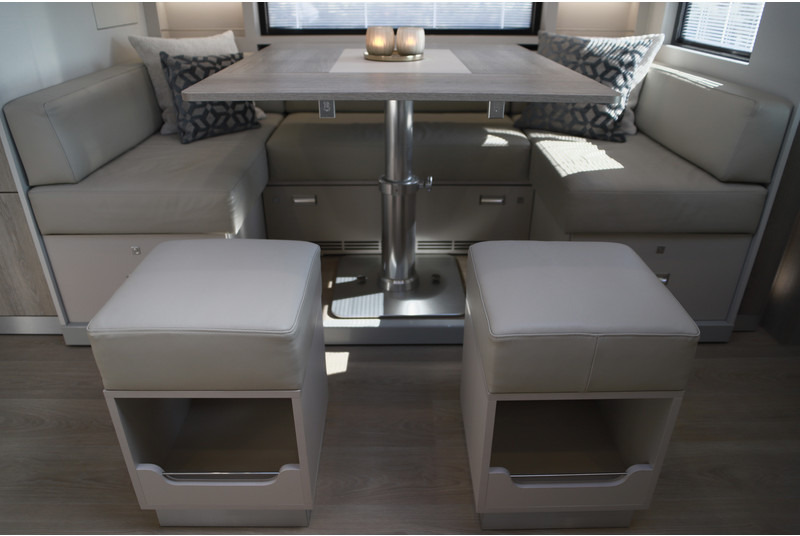 Mercedes-Benz ACTROS 2651 6X2 STX CAMPER POP-OUT MOTORHOME - 캠핑카 : 사진 5 Mercedes-Benz ACTROS 2651 6X2 STX CAMPER POP-OUT MOTORHOME - 캠핑카 : 사진 5