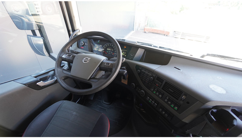 Volvo FH 420 ADR GLOBETROTTER EURO 6 864.000KM - 트랙터 유닛 : 사진 5 Volvo FH 420 ADR GLOBETROTTER EURO 6 864.000KM - 트랙터 유닛 : 사진 5