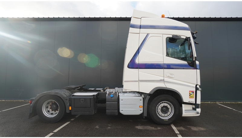 Volvo FH 420 EURO 6 GLOBETROTTER - 트랙터 유닛 : 사진 2 Volvo FH 420 EURO 6 GLOBETROTTER - 트랙터 유닛 : 사진 2
