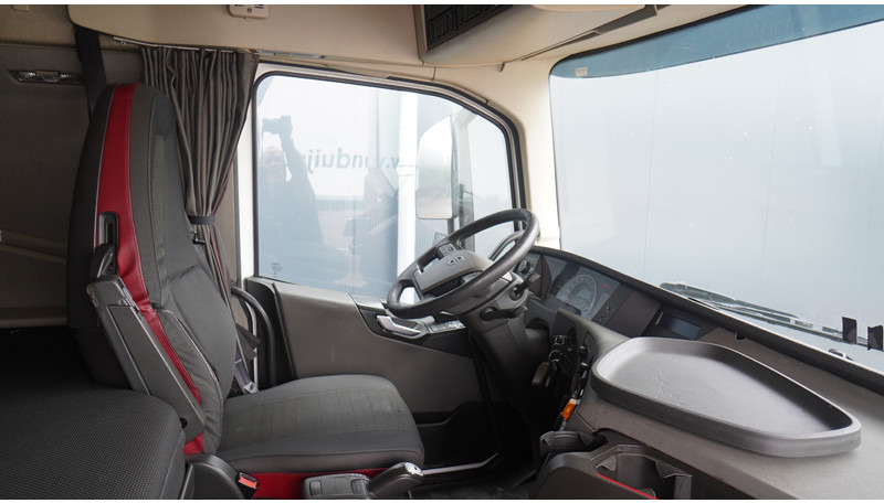 Volvo FH 420 GLOBETROTTER EURO 6 - 트랙터 유닛 : 사진 5 Volvo FH 420 GLOBETROTTER EURO 6 - 트랙터 유닛 : 사진 5