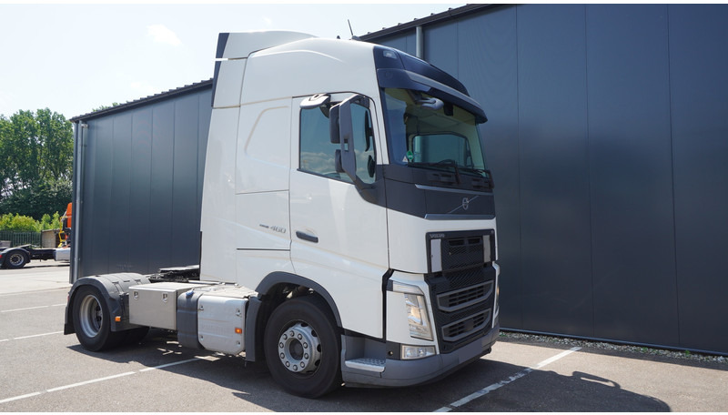 Volvo FH 460 EURO 6 GLOBETROTTER 696.000KM - 트랙터 유닛 : 사진 4 Volvo FH 460 EURO 6 GLOBETROTTER 696.000KM - 트랙터 유닛 : 사진 4