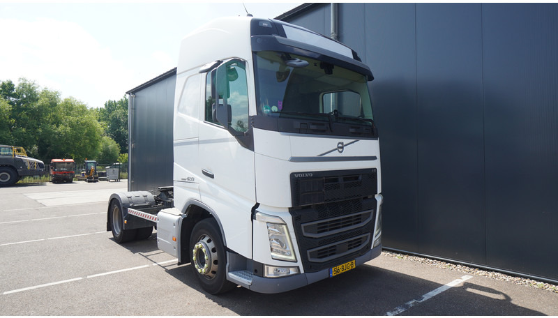 Volvo FH420 4X2 ADR EURO6 - 트랙터 유닛 : 사진 2 Volvo FH420 4X2 ADR EURO6 - 트랙터 유닛 : 사진 2